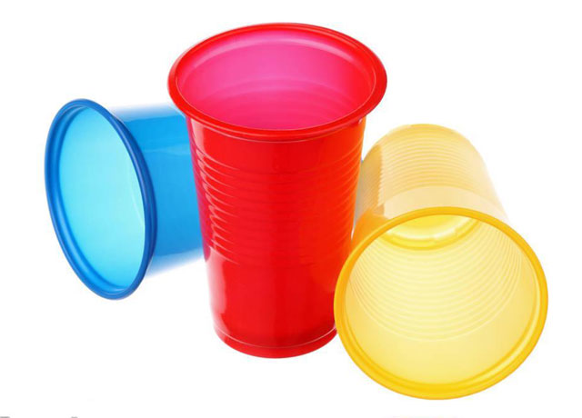 部分陶瓷杯是通過熱轉印杯機來實現的